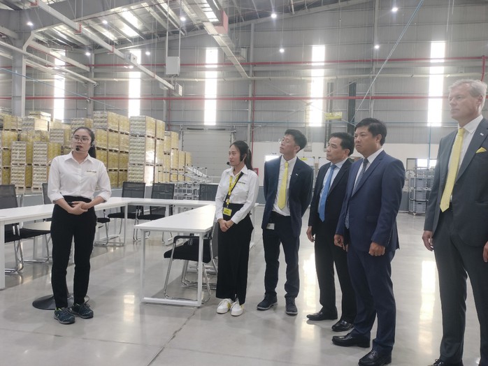 Chủ tịch Tập đoàn Đức nói điều bất ngờ khi khánh thành nhà máy tại Việt Nam- Ảnh 1.