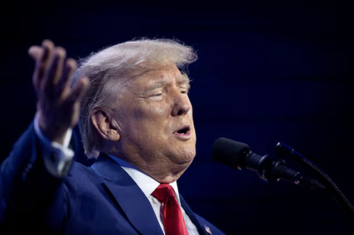 Ông Trump phản ứng trước việc ông Biden rút lui khỏi cuộc đua, đánh giá thấp bà Harris- Ảnh 1. Ông Trump phản ứng trước việc ông Biden rút lui khỏi cuộc đua, đánh giá thấp bà Harris- Ảnh 1.