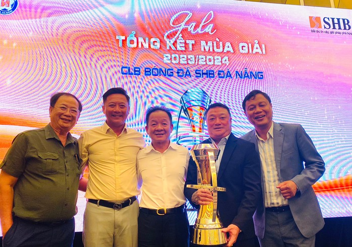 Bóng đá Đà Nẵng và ngày các "công thần" tụ hội- Ảnh 1. Bóng đá Đà Nẵng và ngày các "công thần" tụ hội- Ảnh 1.
