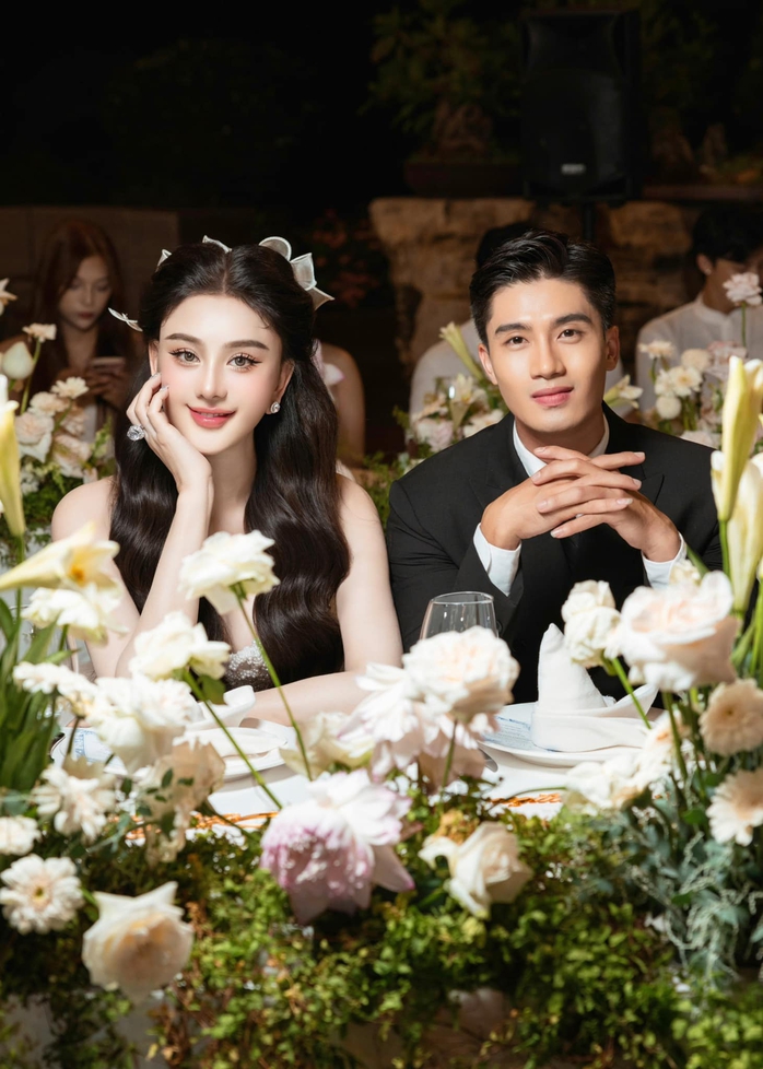 Lâm Khánh Chi nói về bạn trai tin đồn kém 17 tuổi- Ảnh 1. Lâm Khánh Chi nói về bạn trai tin đồn kém 17 tuổi- Ảnh 1.