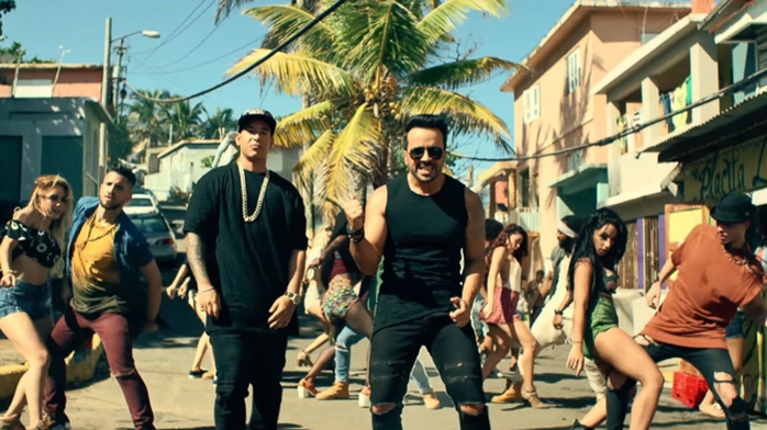 Ca khúc “Despacito” đạt mốc 5 tỉ view bỗng dưng biến mất khỏi YouTubeẢnh: REUTERS Ca khúc “Despacito” đạt mốc 5 tỉ view bỗng dưng biến mất khỏi YouTubeẢnh: REUTERS