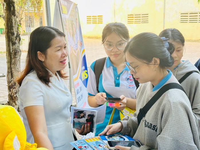 Trường ĐH Tài chính- Marketing công bố điểm sàn xét tuyển- Ảnh 1. Trường ĐH Tài chính- Marketing công bố điểm sàn xét tuyển- Ảnh 1.