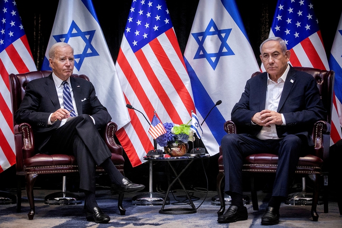 Tổng thống Mỹ Joe Biden (trái) và Thủ tướng Israel Benjamin Netanyahu tại cuộc gặp ở TP Tel Aviv - Israel hôm 18-10-2023.Ảnh: Reuters Tổng thống Mỹ Joe Biden (trái) và Thủ tướng Israel Benjamin Netanyahu tại cuộc gặp ở TP Tel Aviv - Israel hôm 18-10-2023.Ảnh: Reuters