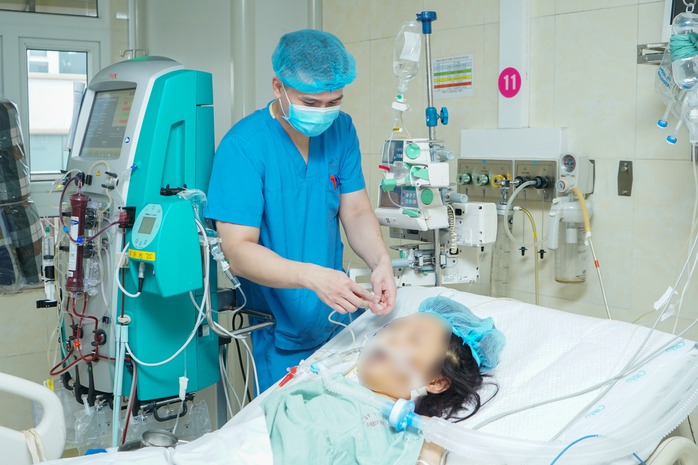 Chi khám chữa bệnh BHYT tăng cao, Bộ Y tế yêu cầu siết chặt- Ảnh 1. Chi khám chữa bệnh BHYT tăng cao, Bộ Y tế yêu cầu siết chặt- Ảnh 1.