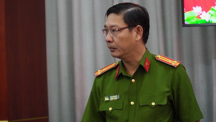 Diễn biến nóng vụ bé trai 10 tuổi nghi bị mẹ kế bạo hành - Ảnh 1. Diễn biến nóng vụ bé trai 10 tuổi nghi bị mẹ kế bạo hành - Ảnh 1.