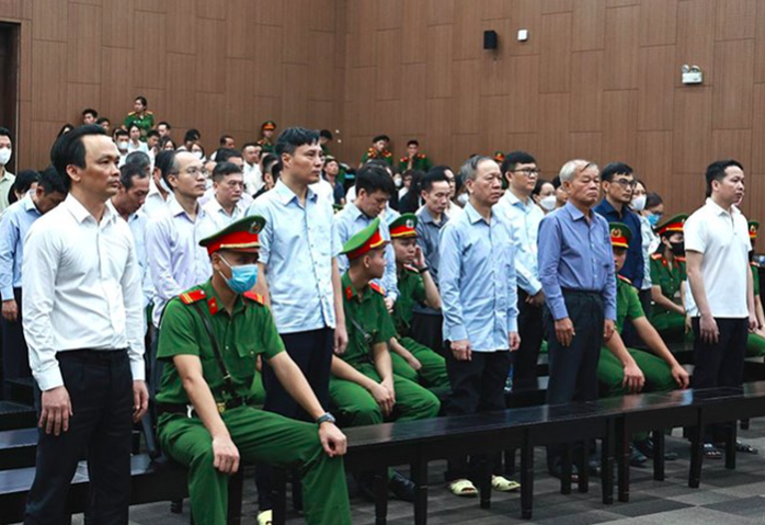Bị chất vấn về hành vi lừa đảo, cựu chủ tịch FLC Trịnh Văn Quyết nói không có mục đích chiếm đoạt- Ảnh 1.