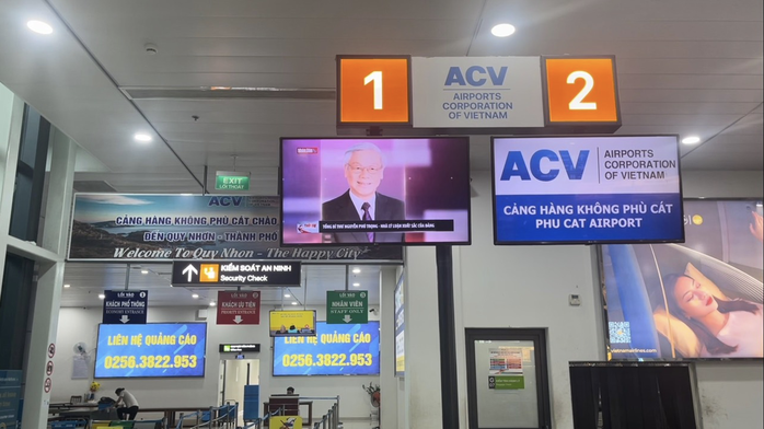 Tăng cường kiểm soát an ninh hàng không phục vụ Quốc tang Tổng Bí thư Nguyễn Phú Trọng- Ảnh 12. Tăng cường kiểm soát an ninh hàng không phục vụ Quốc tang Tổng Bí thư Nguyễn Phú Trọng- Ảnh 12.