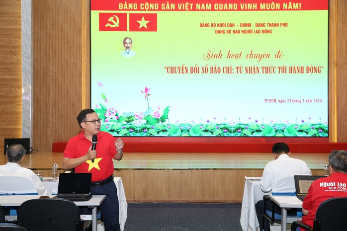 Báo Người Lao Động kiên trì theo đuổi tiêu chí "Nhanh - Hay - Chính xác - Trách nhiệm - Nhân văn"- Ảnh 5. Báo Người Lao Động kiên trì theo đuổi tiêu chí "Nhanh - Hay - Chính xác - Trách nhiệm - Nhân văn"- Ảnh 5.