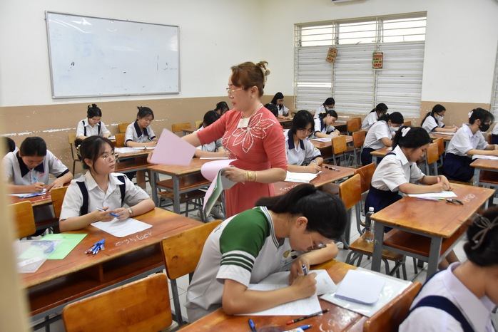 Phát triển đội ngũ giáo viên cả về lượng và chất- Ảnh 1. Phát triển đội ngũ giáo viên cả về lượng và chất- Ảnh 1.