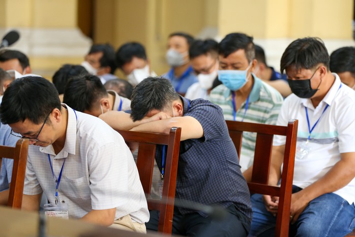 Tạm dừng xét xử đại án đăng kiểm- Ảnh 2. Tạm dừng xét xử đại án đăng kiểm- Ảnh 2.
