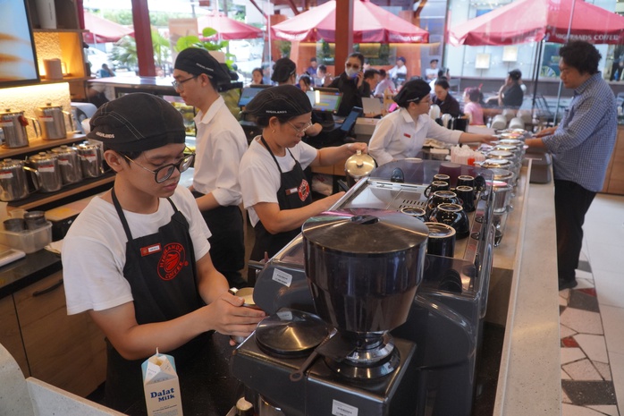 Sinh viên TP HCM tưởng niệm Tổng Bí thư Nguyễn Phú Trọng- Ảnh 6. Sinh viên TP HCM tưởng niệm Tổng Bí thư Nguyễn Phú Trọng- Ảnh 6.