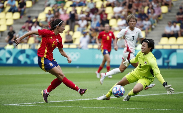 Olympic Paris 2024: Nhà vô địch World Cup ngược dòng trước nữ Nhật Bản- Ảnh 3. Olympic Paris 2024: Nhà vô địch World Cup ngược dòng trước nữ Nhật Bản- Ảnh 3.