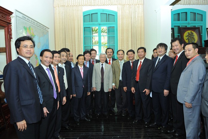 Nghị quyết mở đường cho doanh nghiệp tư nhân- Ảnh 1. Nghị quyết mở đường cho doanh nghiệp tư nhân- Ảnh 1.