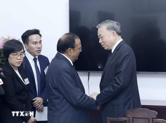 Ấn Độ luôn luôn trân trọng sự ủng hộ quý báu
của Tổng Bí thư Nguyễn Phú Trọng- Ảnh 1. Ấn Độ luôn luôn trân trọng sự ủng hộ quý báu
của Tổng Bí thư Nguyễn Phú Trọng- Ảnh 1.