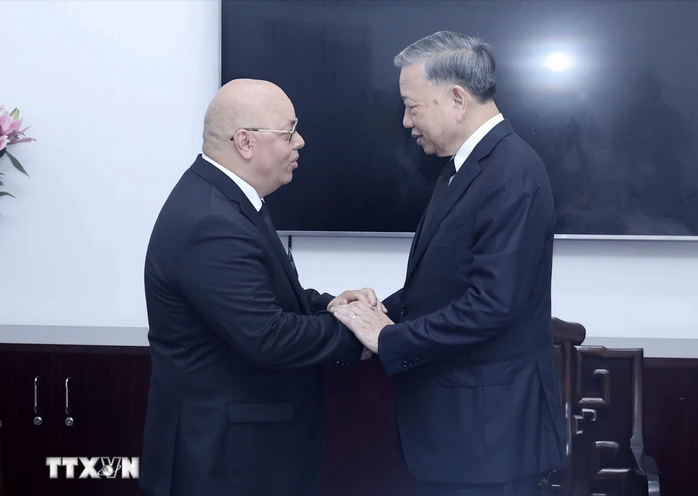 Chủ tịch nước cảm ơn đoàn đại biểu Algeria dự Lễ Quốc tang Tổng Bí thư Nguyễn Phú Trọng- Ảnh 1. Chủ tịch nước cảm ơn đoàn đại biểu Algeria dự Lễ Quốc tang Tổng Bí thư Nguyễn Phú Trọng- Ảnh 1.
