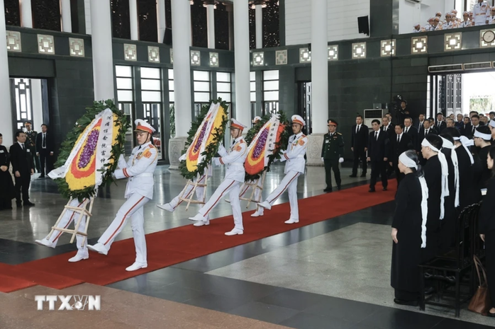 Đoàn đại biểu Đảng Cộng sản Trung Quốc viếng Tổng Bí thư Nguyễn Phú Trọng- Ảnh 1. Đoàn đại biểu Đảng Cộng sản Trung Quốc viếng Tổng Bí thư Nguyễn Phú Trọng- Ảnh 1.