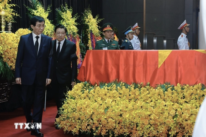 Đoàn đại biểu Đảng Cộng sản Trung Quốc viếng Tổng Bí thư Nguyễn Phú Trọng- Ảnh 2. Đoàn đại biểu Đảng Cộng sản Trung Quốc viếng Tổng Bí thư Nguyễn Phú Trọng- Ảnh 2.