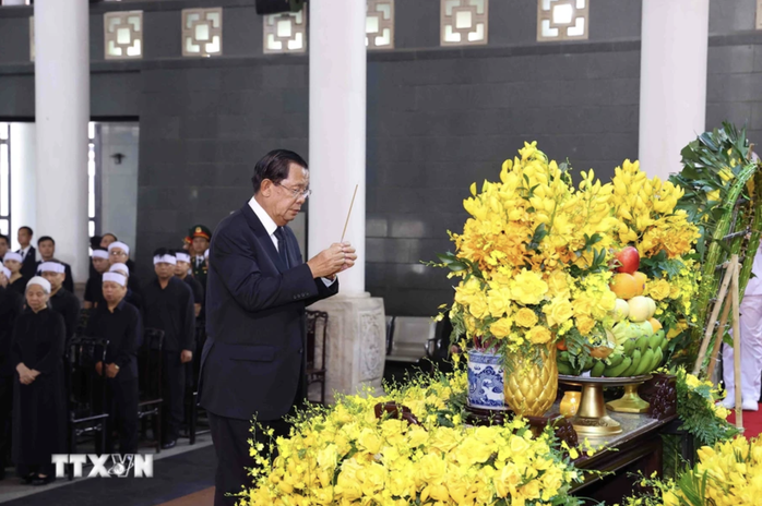 Chủ tịch CPP Hun Sen viếng Tổng Bí thư Nguyễn Phú Trọng- Ảnh 4. Chủ tịch CPP Hun Sen viếng Tổng Bí thư Nguyễn Phú Trọng- Ảnh 4.