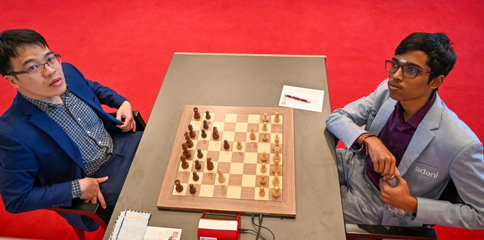 Đại kiện tướng Lê Quang Liêm giành hat-trick vô địch Biel Grandmaster- Ảnh 1. Đại kiện tướng Lê Quang Liêm giành hat-trick vô địch Biel Grandmaster- Ảnh 1.