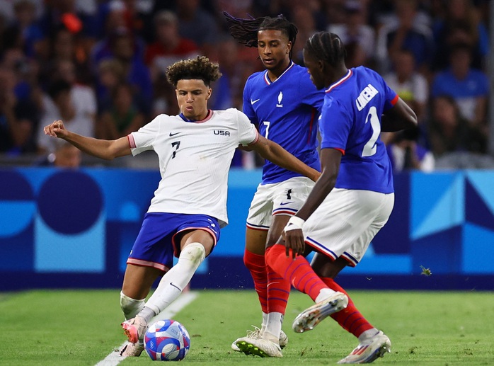Olympic Paris: Chủ nhà U23 Pháp thắng đậm, U23 Nhật Bản "gây bão" Bordeaux- Ảnh 3. Olympic Paris: Chủ nhà U23 Pháp thắng đậm, U23 Nhật Bản "gây bão" Bordeaux- Ảnh 3.