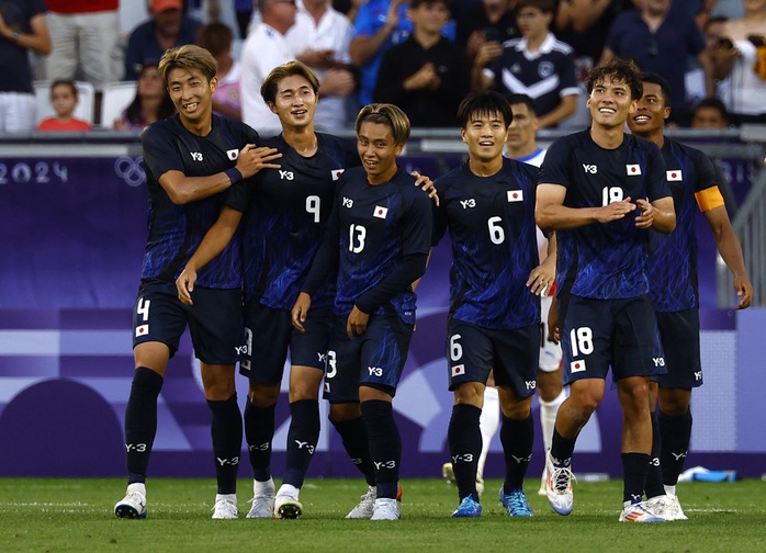 Olympic Paris: Chủ nhà U23 Pháp thắng đậm, U23 Nhật Bản "gây bão" Bordeaux- Ảnh 6. Olympic Paris: Chủ nhà U23 Pháp thắng đậm, U23 Nhật Bản "gây bão" Bordeaux- Ảnh 6.