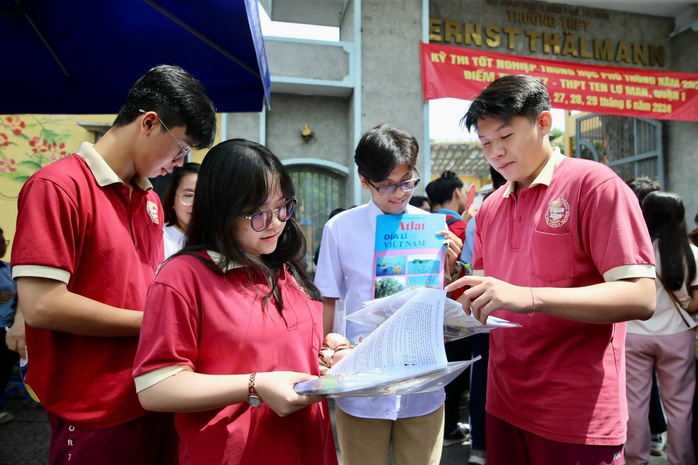 Thí sinh TP HCM dự kỳ thi tốt nghiệp THPT 2024 Ảnh: Hoàng Triều Thí sinh TP HCM dự kỳ thi tốt nghiệp THPT 2024 Ảnh: Hoàng Triều