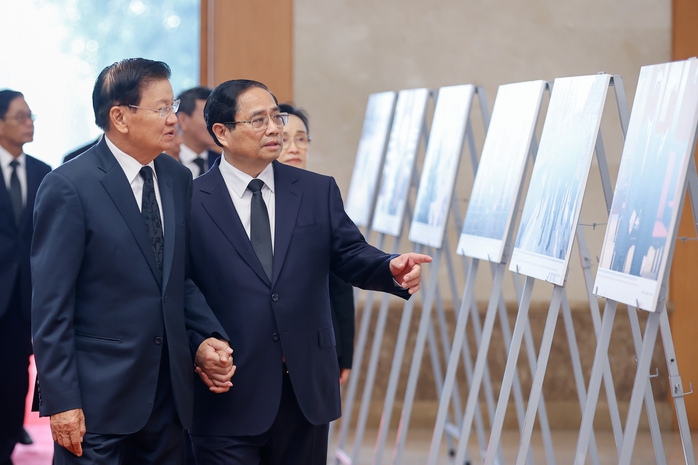 Thủ tướng Phạm Minh Chính gặp Tổng Bí thư, Chủ tịch nước Lào- Ảnh 1. Thủ tướng Phạm Minh Chính gặp Tổng Bí thư, Chủ tịch nước Lào- Ảnh 1.