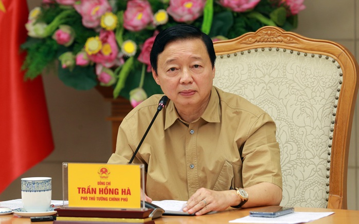 Phó Thủ tướng chỉ đạo mới về điện mặt trời mái nhà, có thể bán đến 20% công suất- Ảnh 1. Phó Thủ tướng chỉ đạo mới về điện mặt trời mái nhà, có thể bán đến 20% công suất- Ảnh 1.