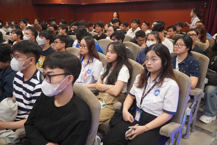 Bí quyết sử dụng AI trong học tập mà không bị lệ thuộc- Ảnh 2. Bí quyết sử dụng AI trong học tập mà không bị lệ thuộc- Ảnh 2.