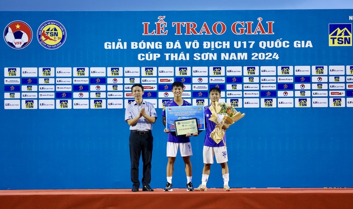 U17 Quốc gia: HAGL gục ngã, Hà Nội lần đầu tiên vô địch- Ảnh 5. U17 Quốc gia: HAGL gục ngã, Hà Nội lần đầu tiên vô địch- Ảnh 5.