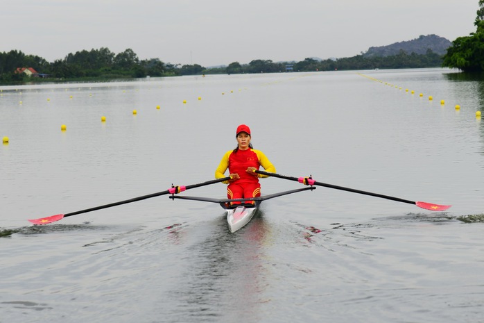 Olympic Paris ngày 28-7: Phạm Thị Huệ vào tứ kết rowing thuyền đơn hạng nặng- Ảnh 1. Olympic Paris ngày 28-7: Phạm Thị Huệ vào tứ kết rowing thuyền đơn hạng nặng- Ảnh 1.