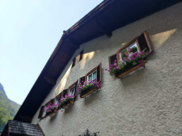 Khám phá ngôi làng cổ Hallstatt đẹp như tranh vẽ giữa trời Âu- Ảnh 8.