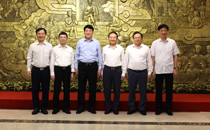 Thường trực Ban Bí thư Lương Cường làm việc với Ban Kinh tế Trung ương- Ảnh 1. Thường trực Ban Bí thư Lương Cường làm việc với Ban Kinh tế Trung ương- Ảnh 1.