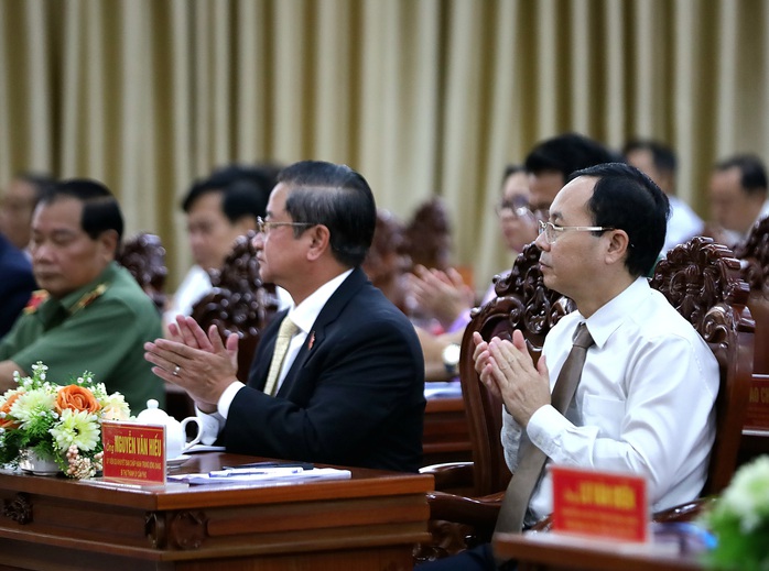 Chủ tịch HĐND TP Cần Thơ: Sở, ngành trả lời cần Chủ tịch HĐND TP Cần Thơ: Sở, ngành trả lời cần