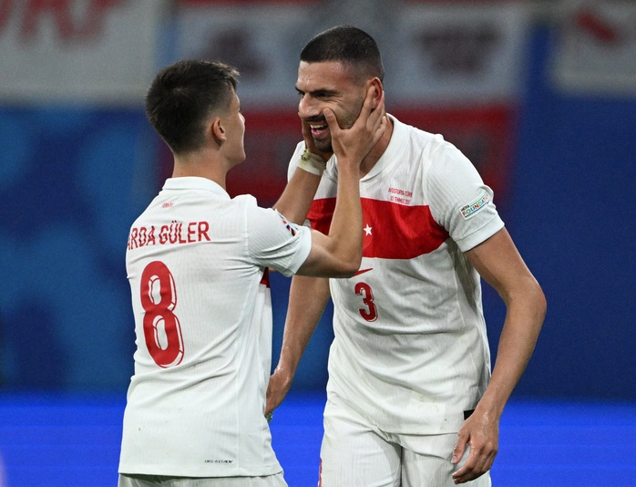 Euro 2024: Những kỷ lục đáng chú ý sau trận Thổ Nhĩ Kỳ thắng Áo- Ảnh 3. Euro 2024: Những kỷ lục đáng chú ý sau trận Thổ Nhĩ Kỳ thắng Áo- Ảnh 3.