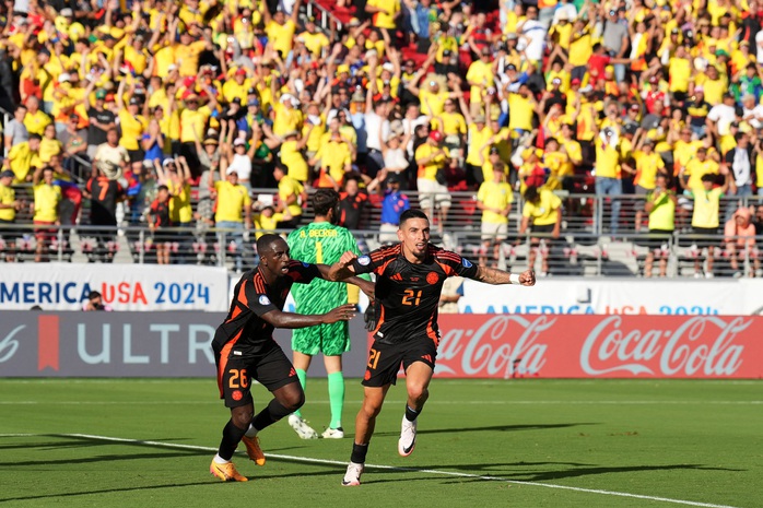 Copa America: Brazil vuột chiến thắng, xác định 4 cặp tứ kết- Ảnh 3. Copa America: Brazil vuột chiến thắng, xác định 4 cặp tứ kết- Ảnh 3.