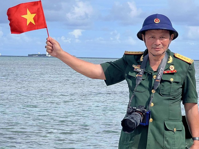 Nghệ sĩ nhiếp ảnh Đoàn Hoài Trung: Cuộc thi ảnh đã lan tỏa rộng tinh thần yêu nước- Ảnh 1.