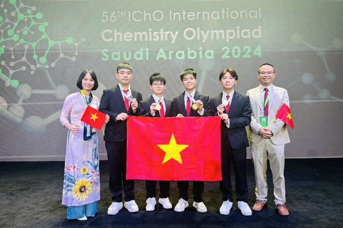 Đoàn Việt Nam khẳng định vị thế tại Olympic Hóa học quốc tế- Ảnh 1. Đoàn Việt Nam khẳng định vị thế tại Olympic Hóa học quốc tế- Ảnh 1.
