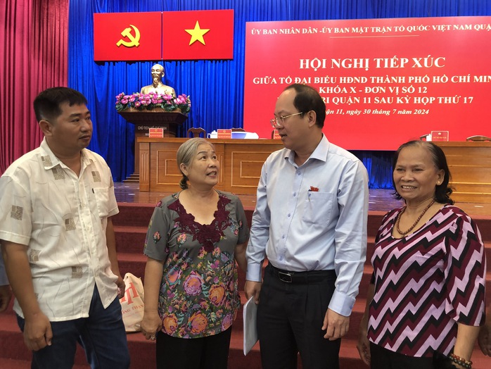 Thành ủy TP HCM đang tiến hành xử lý cán bộ sai phạm liên quan AIC, Vạn Thịnh Phát- Ảnh 1. Thành ủy TP HCM đang tiến hành xử lý cán bộ sai phạm liên quan AIC, Vạn Thịnh Phát- Ảnh 1.