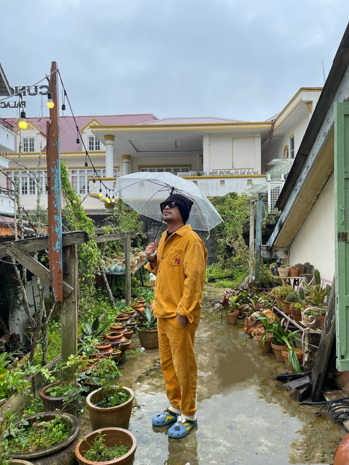 Thu Trang kinh ngạc vì Tiến Luật được ủng hộ nhiều- Ảnh 3. Thu Trang kinh ngạc vì Tiến Luật được ủng hộ nhiều- Ảnh 3.