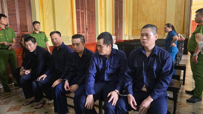 Bị phạt tù vì khủng bố để thu hồi nợ- Ảnh 1. Bị phạt tù vì khủng bố để thu hồi nợ- Ảnh 1.