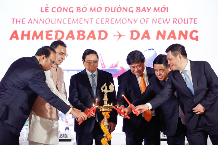 Thủ tướng chứng kiến công bố mở đường bay mới Việt Nam - Ấn Độ- Ảnh 1. Thủ tướng chứng kiến công bố mở đường bay mới Việt Nam - Ấn Độ- Ảnh 1.