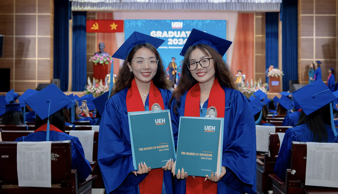 100% sinh viên phân hiệu ĐH Kinh tế TP HCM ra trường có việc làm- Ảnh 1. 100% sinh viên phân hiệu ĐH Kinh tế TP HCM ra trường có việc làm- Ảnh 1.