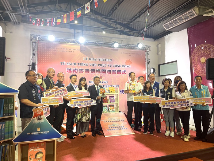 Tập huấn nghiệp vụ dạy tiếng Việt cho giáo viên kiều bào tại Đài Loan- Ảnh 4. Tập huấn nghiệp vụ dạy tiếng Việt cho giáo viên kiều bào tại Đài Loan- Ảnh 4.