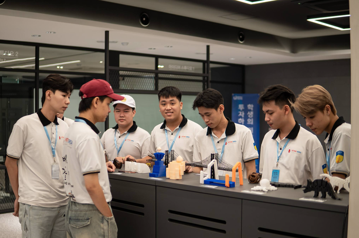 Nguồn nhân lực chưa đáp ứng nhu cầu, vì sao?- Ảnh 1. Nguồn nhân lực chưa đáp ứng nhu cầu, vì sao?- Ảnh 1.