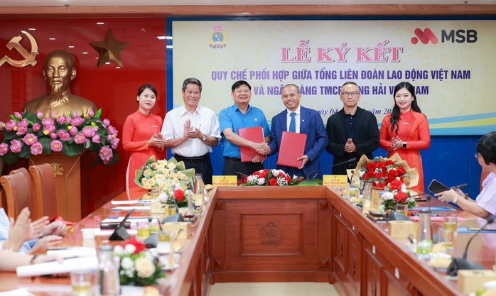 Tổng LĐLĐ Việt Nam và MSB ký quy chế phối hợp nhằm đem lợi ích thiết thực cho đoàn viên- Ảnh 3. Tổng LĐLĐ Việt Nam và MSB ký quy chế phối hợp nhằm đem lợi ích thiết thực cho đoàn viên- Ảnh 3.