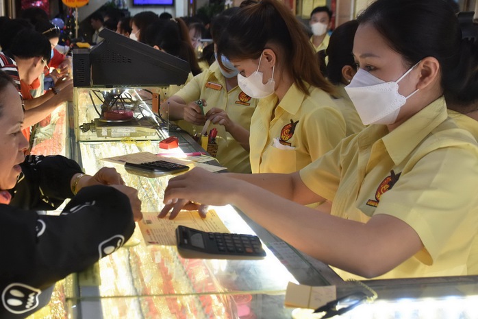 Giá vàng hôm nay, 5-7: Đà tăng khựng lại- Ảnh 1. Giá vàng hôm nay, 5-7: Đà tăng khựng lại- Ảnh 1.