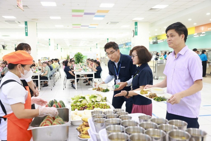 Triển khai tổ chức “Bữa cơm Công đoàn” năm 2024- Ảnh 2. Triển khai tổ chức “Bữa cơm Công đoàn” năm 2024- Ảnh 2.