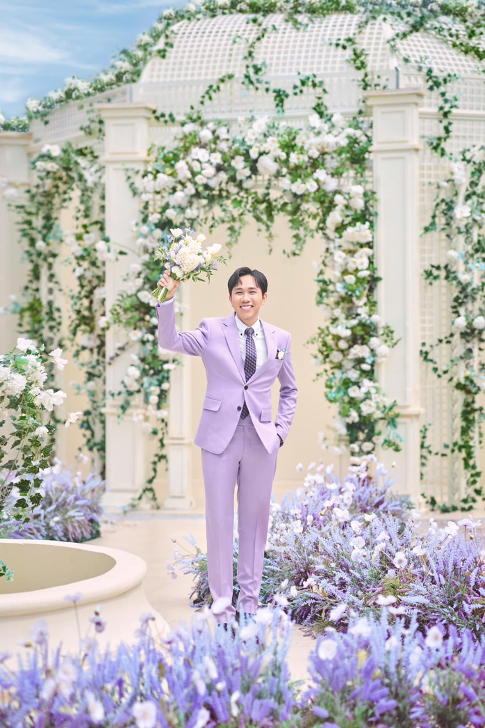 Loạt ảnh cưới tím rịm của Anh Đức - Quỳnh Anh- Ảnh 2. Loạt ảnh cưới tím rịm của Anh Đức - Quỳnh Anh- Ảnh 2.