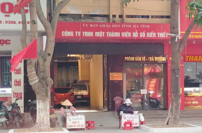 Giám đốc Xổ số kiến thiết Hà Tĩnh nói gì về việc công ty thua lỗ?- Ảnh 1. Giám đốc Xổ số kiến thiết Hà Tĩnh nói gì về việc công ty thua lỗ?- Ảnh 1.